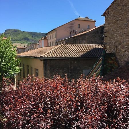 Le Beffroi Bed and Breakfast Millau Exteriör bild